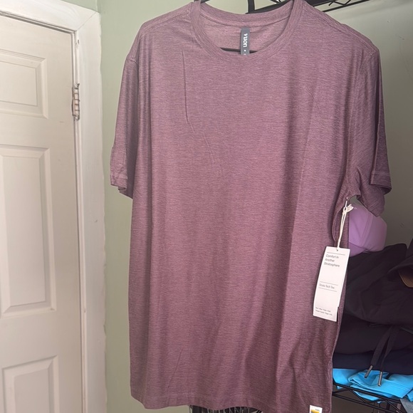 Vuori Mens Strato Tech Tee *NWT M/Elderberry Heather - Picture 4 of 6